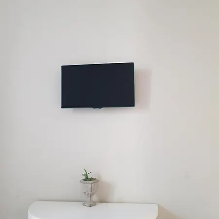 Corte Moline فندق مبيت وإفطار غالّيبولي