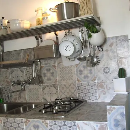 فندق مبيت وإفطار Corte Moline غالّيبولي